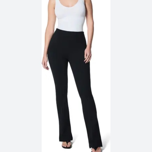 NWT SPANX Pull-On Demi Bootcut Ponte Pants in Classic Black Size 2X - Picture 1 of 10